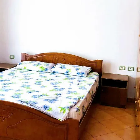 Adan's Two Bedroom Apartament Apartament *
